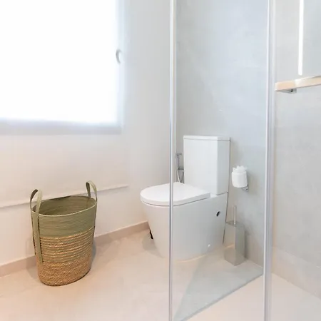 Tulip Apartments Apartamentos Com 2 Quartos Perto Do Mercado Com Ac *